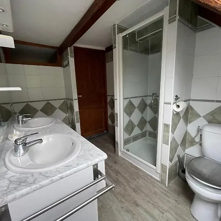 De Caractere Au Pied Du Puy Mary Σπίτι διακοπών