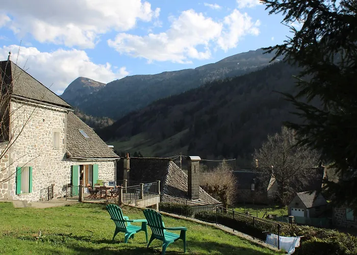 De Caractere Au Pied Du Puy Mary *