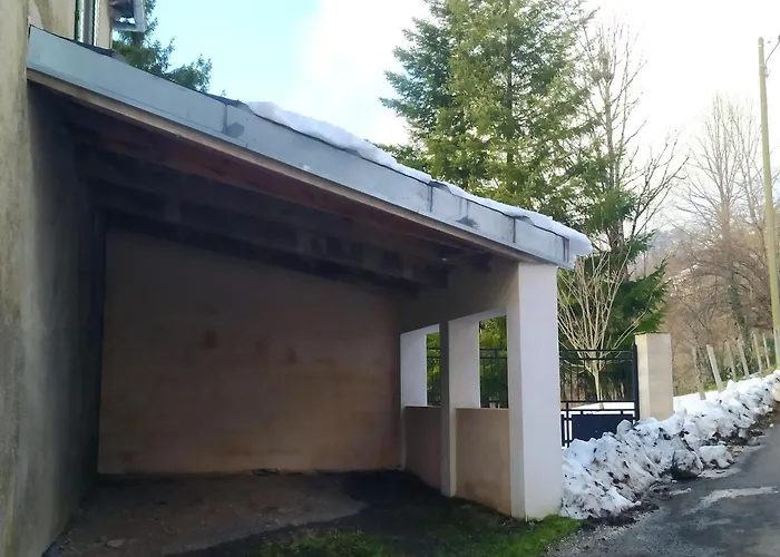 De Caractere Au Pied Du Puy Mary